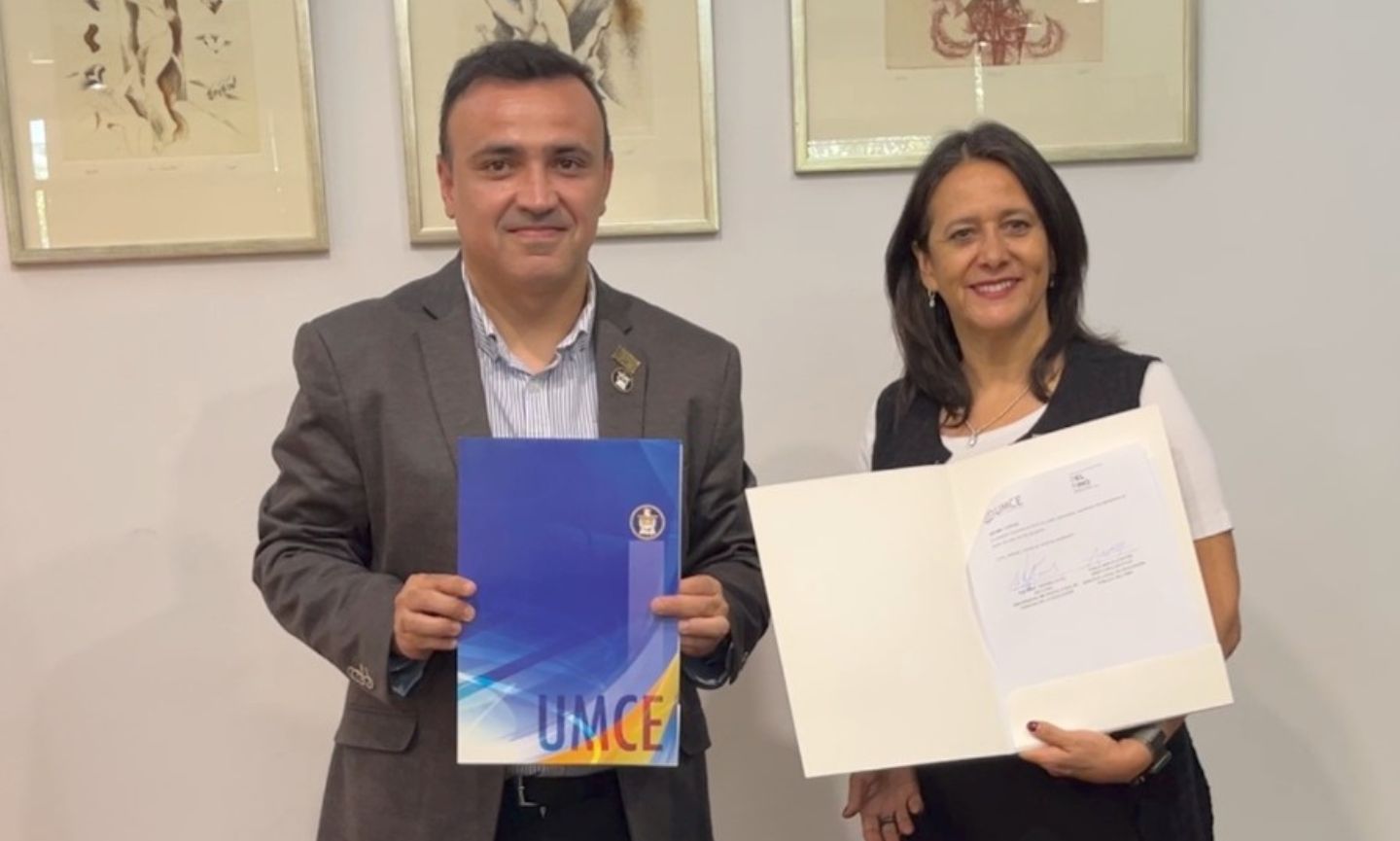 SLEP Del Pino y UMCE firman Convenio para fortalecer la educación pública del territorio.