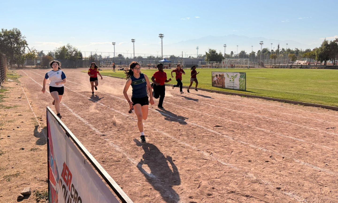El deporte como motor de la educación pública: Así vivimos el 1er Torneo de Atletismo SLEP Del Pino.