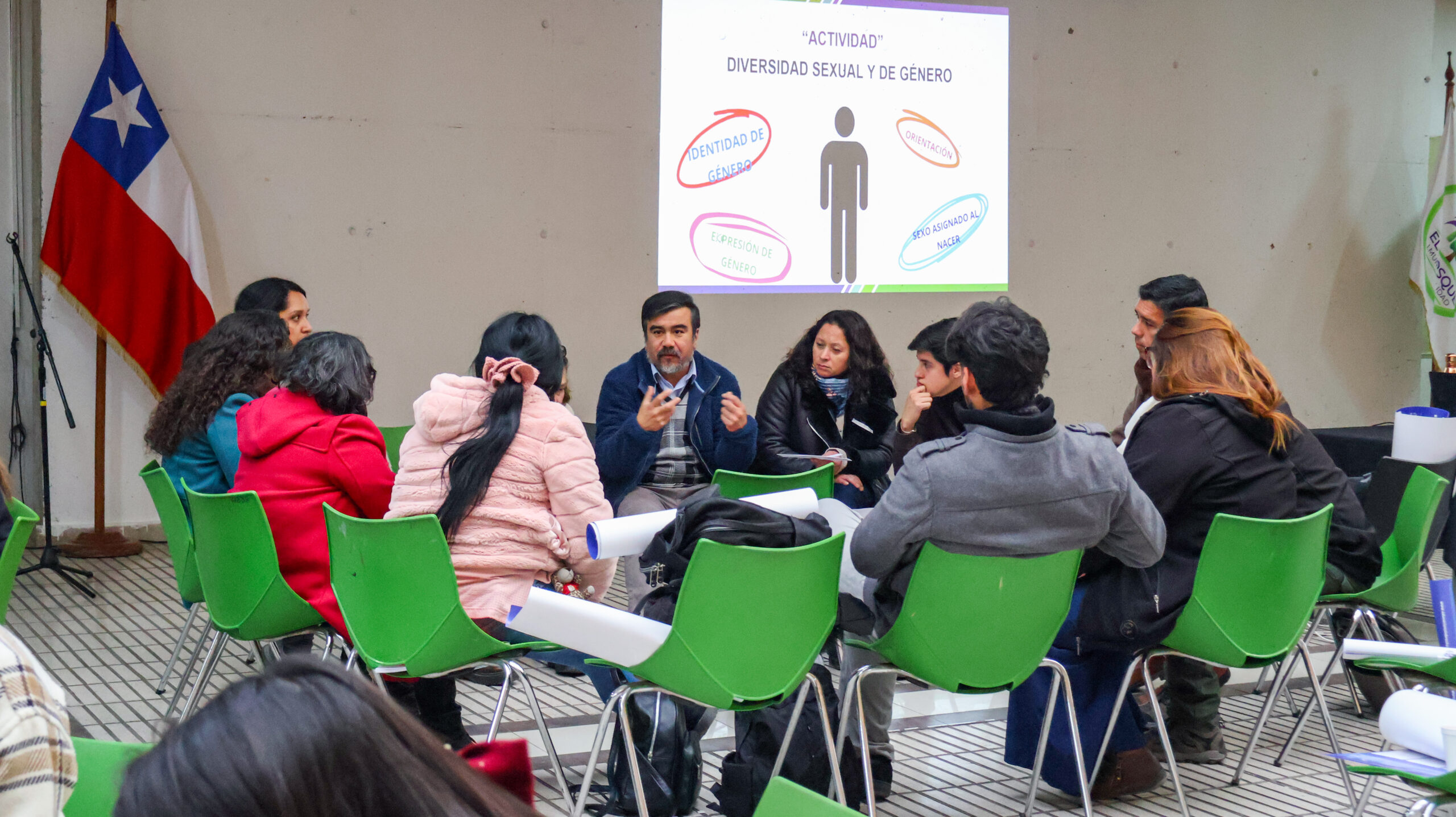 Reflexionamos sobre educación no sexista y diversidad junto a nuestras comunidades educativas.